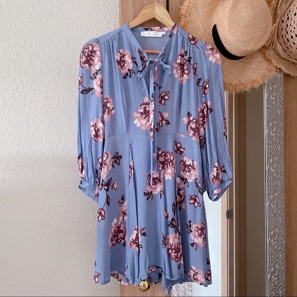 ASTR the label cornflower floral mini dress